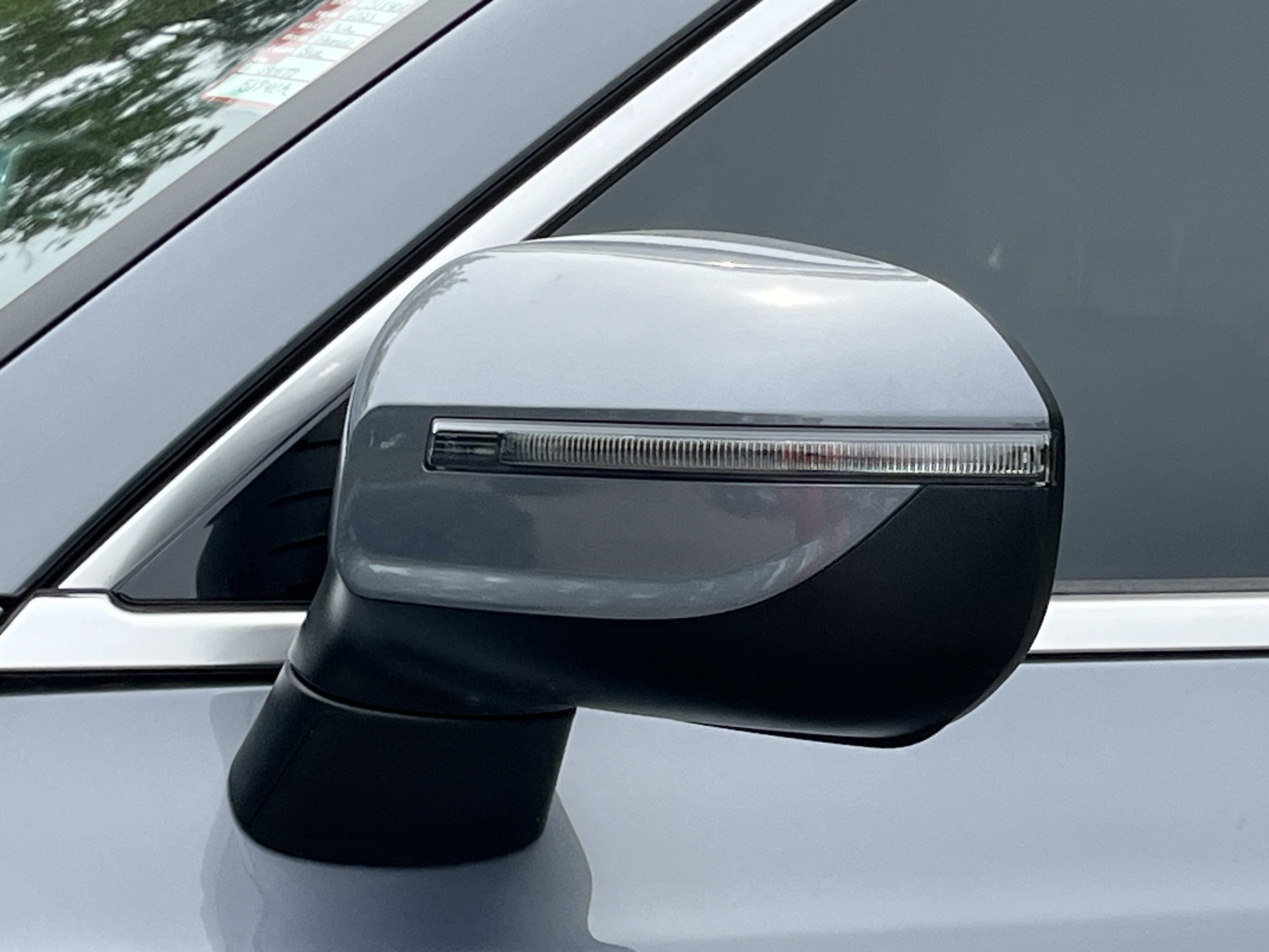 Used 2023 Kia Telluride EX w/ EX Captain's Chair Package image 33