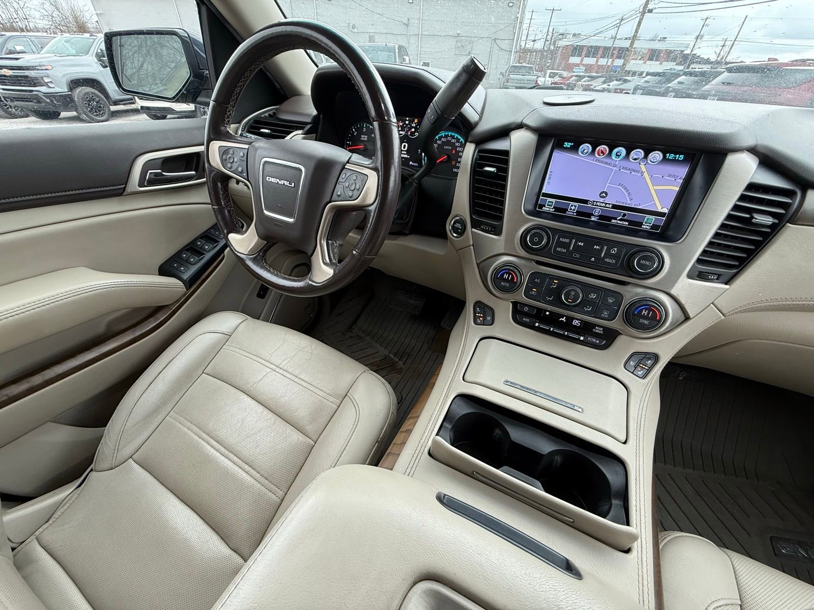 Used 2018 GMC Yukon Denali w/ Open Road Package image 3