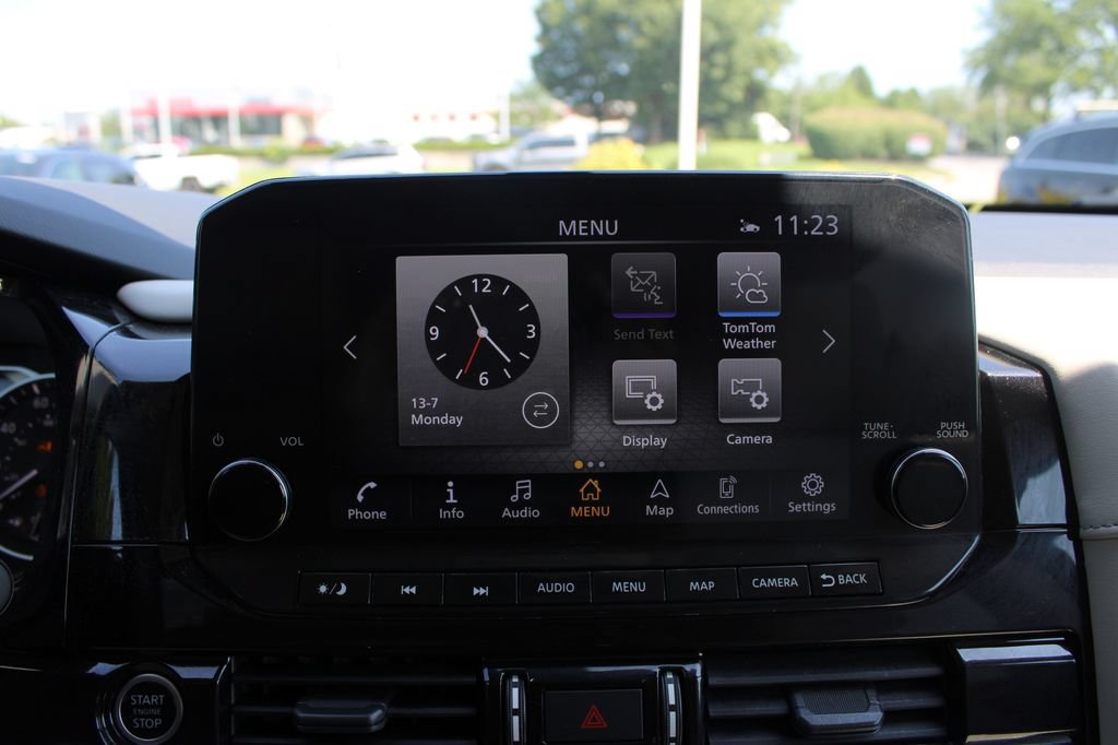 Used 2022 Nissan Pathfinder SL AWD/4WD image 23