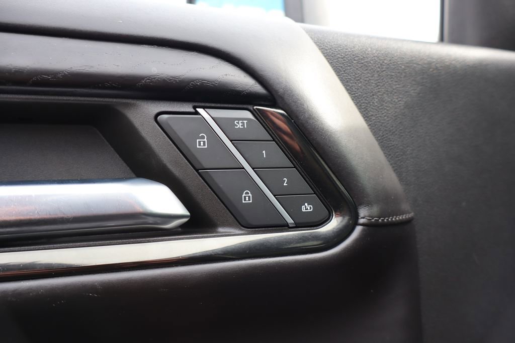 Used 2024 GMC Sierra 2500 AT4X image 13