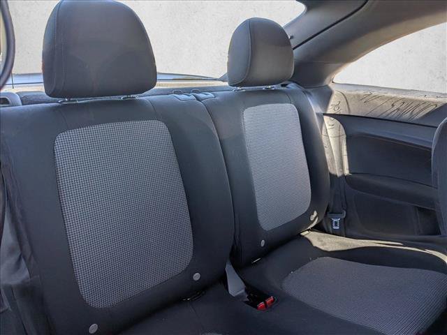 Used 2018 Volkswagen Beetle 2.0T Coast FWD image 18