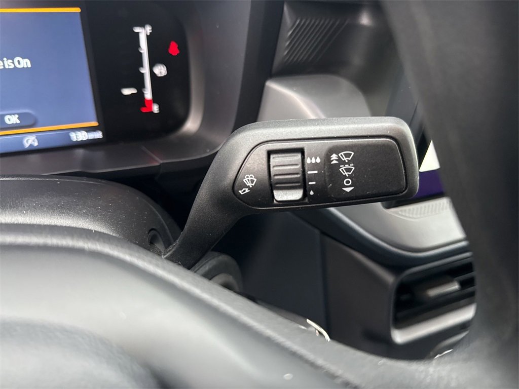 Certified 2025 Ford Maverick XL w/ Equipment Group 102A image 18