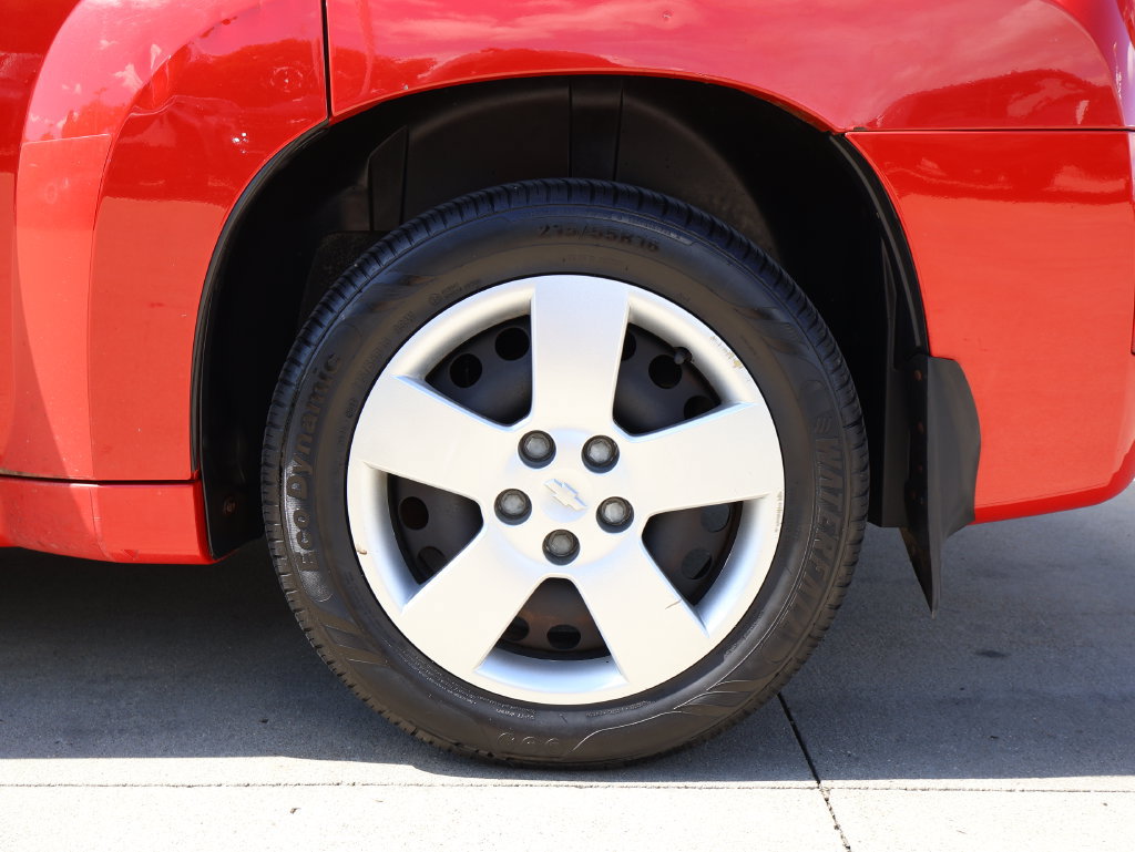 Used 2009 Chevrolet HHR LS FWD image 31