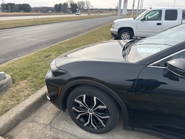 Used 2024 Toyota Crown XLE image 38