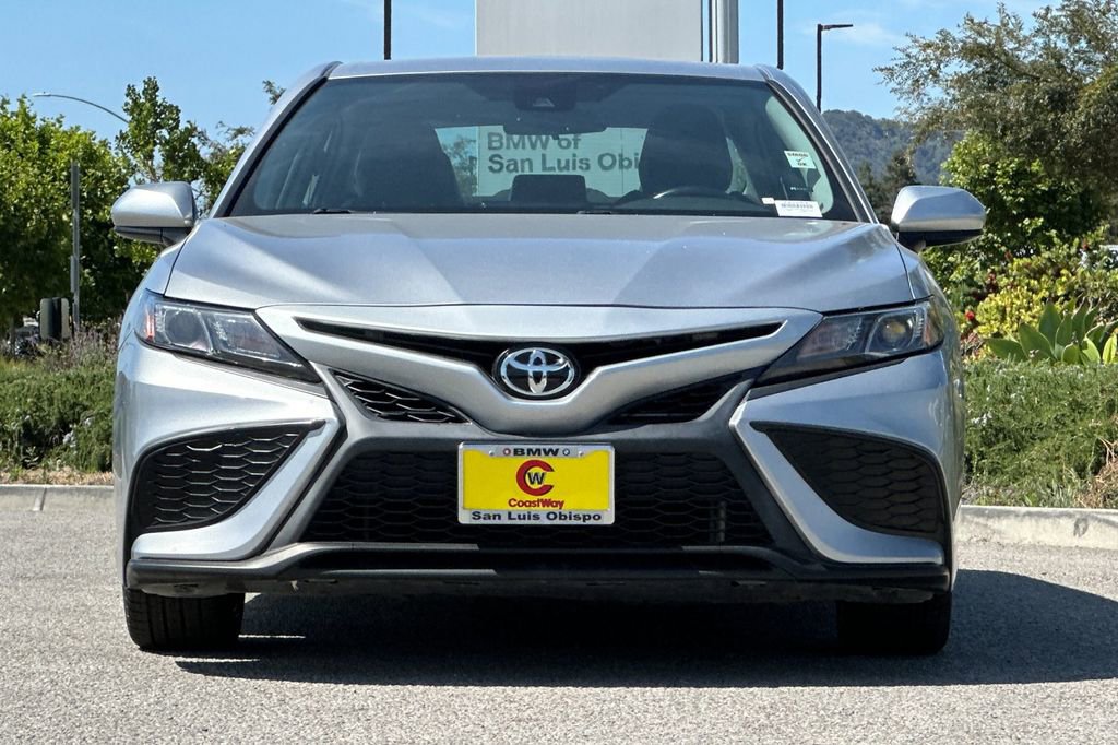 Used 2021 Toyota Camry SE FWD image 8