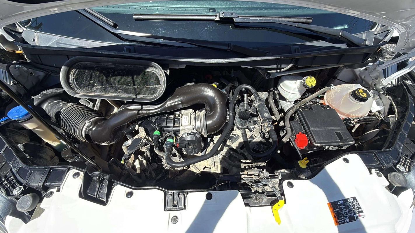 Used 2023 Ford Transit 250 Medium Roof AWD w/ Load Area Protection Package image 20