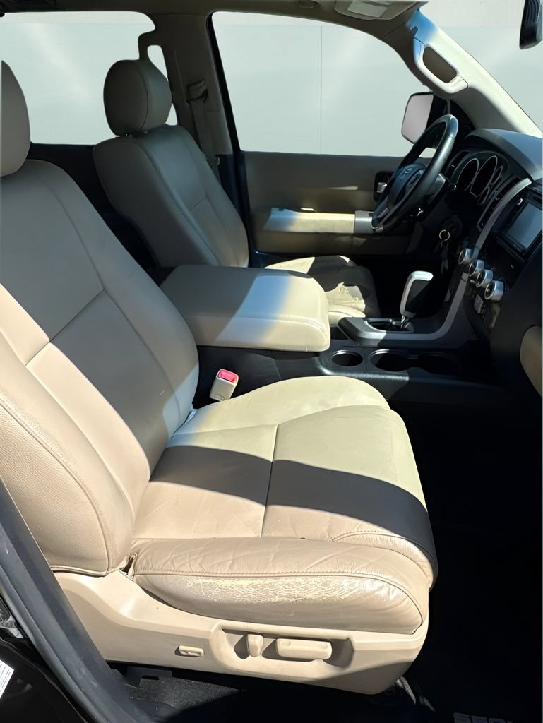Used 2015 Toyota Sequoia Limited RWD image 23