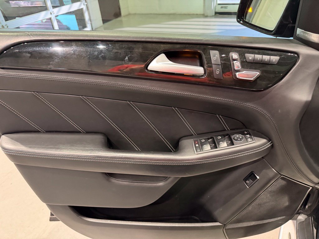 Used 2018 Mercedes-Benz GLE 63 AMG S image 32