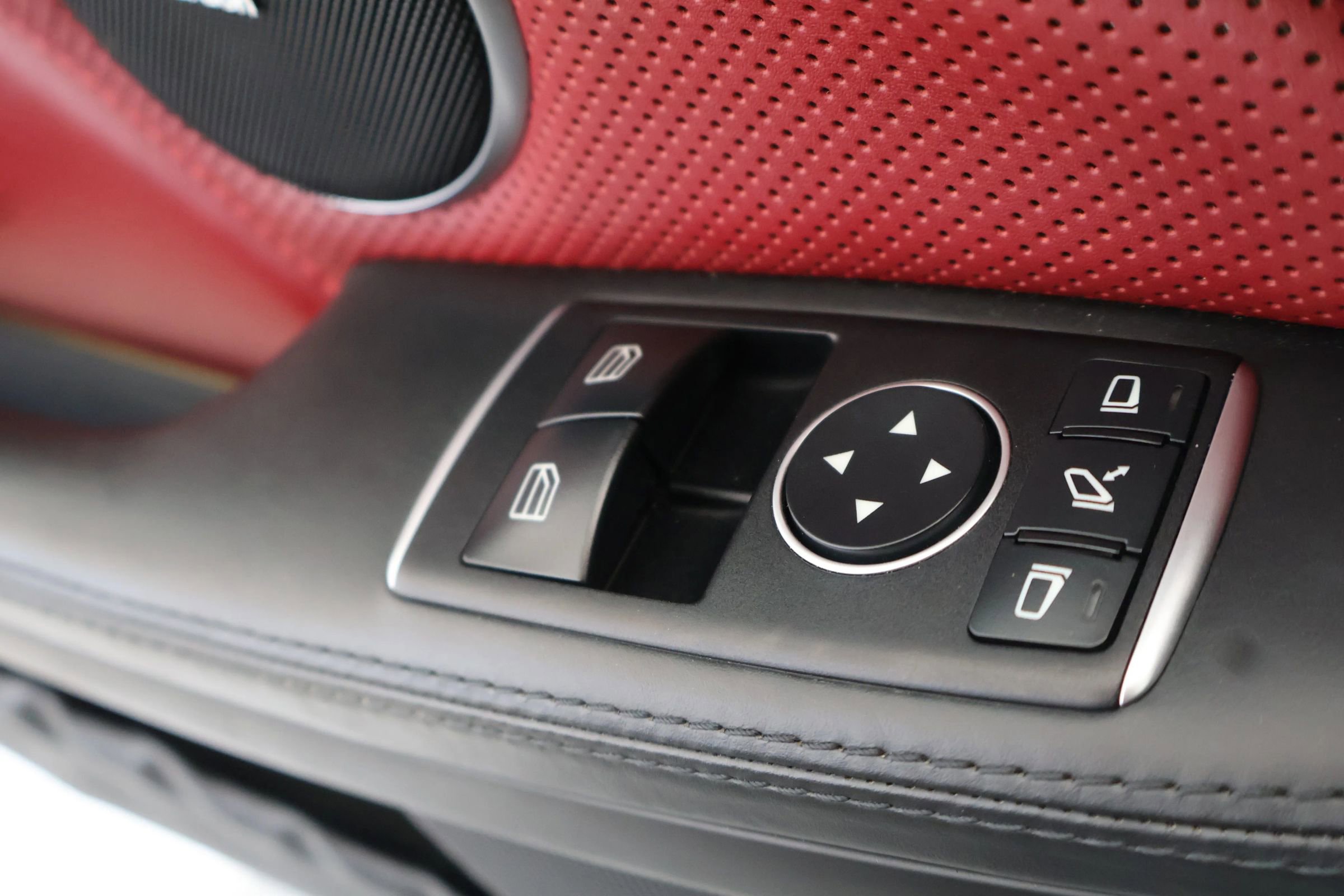 Used 2018 Mercedes-Benz SLC 43 AMG SLC 43 AMG Roadster 2D image 23