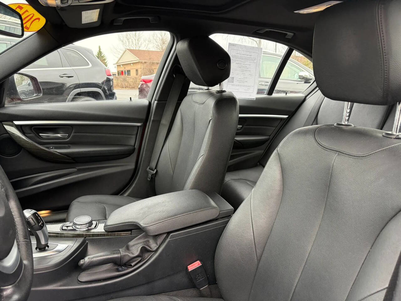 Used 2017 BMW 330i xDrive Sedan image 11