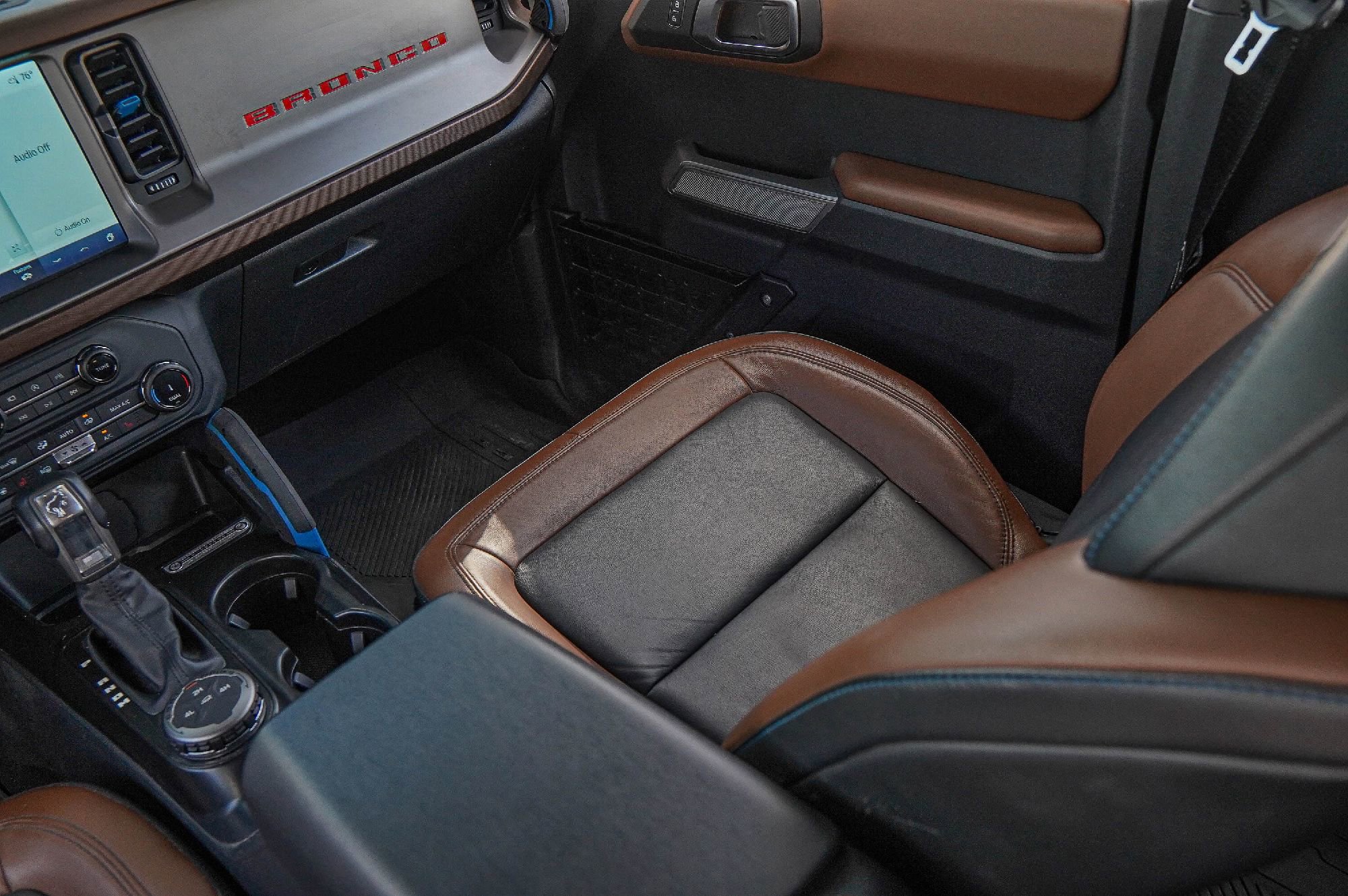 Used 2022 Ford Bronco Outer Banks image 28