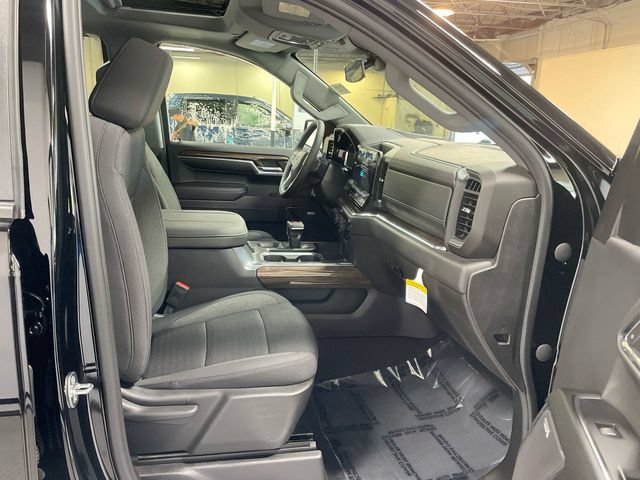 Used 2024 Chevrolet Silverado 1500 RST w/ Convenience Package II AWD/4WD image 25