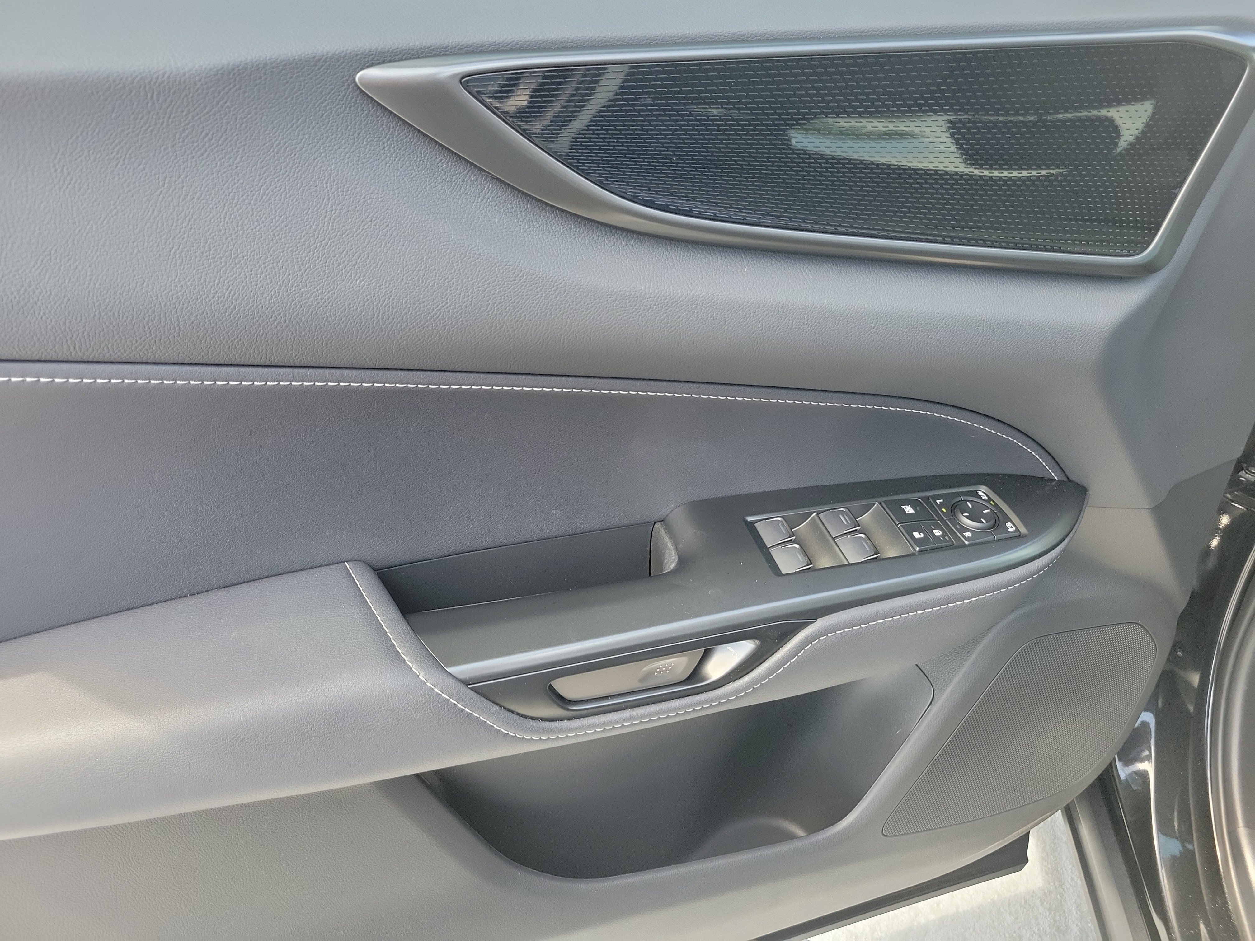 Certified 2025 Lexus NX 250 FWD w/ Accessory Package (K3) image 20