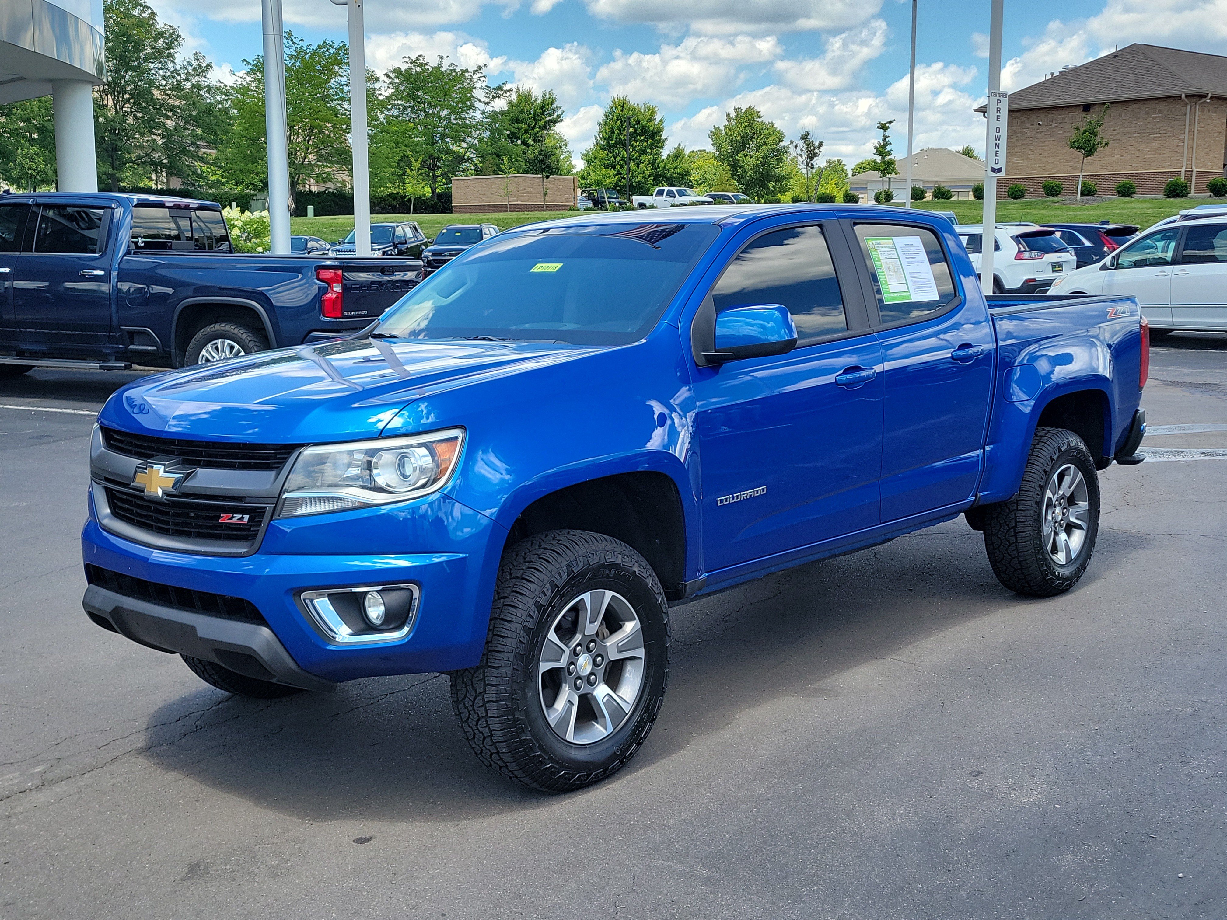 Used 2019 Chevrolet Colorado Z71 AWD/4WD image 2