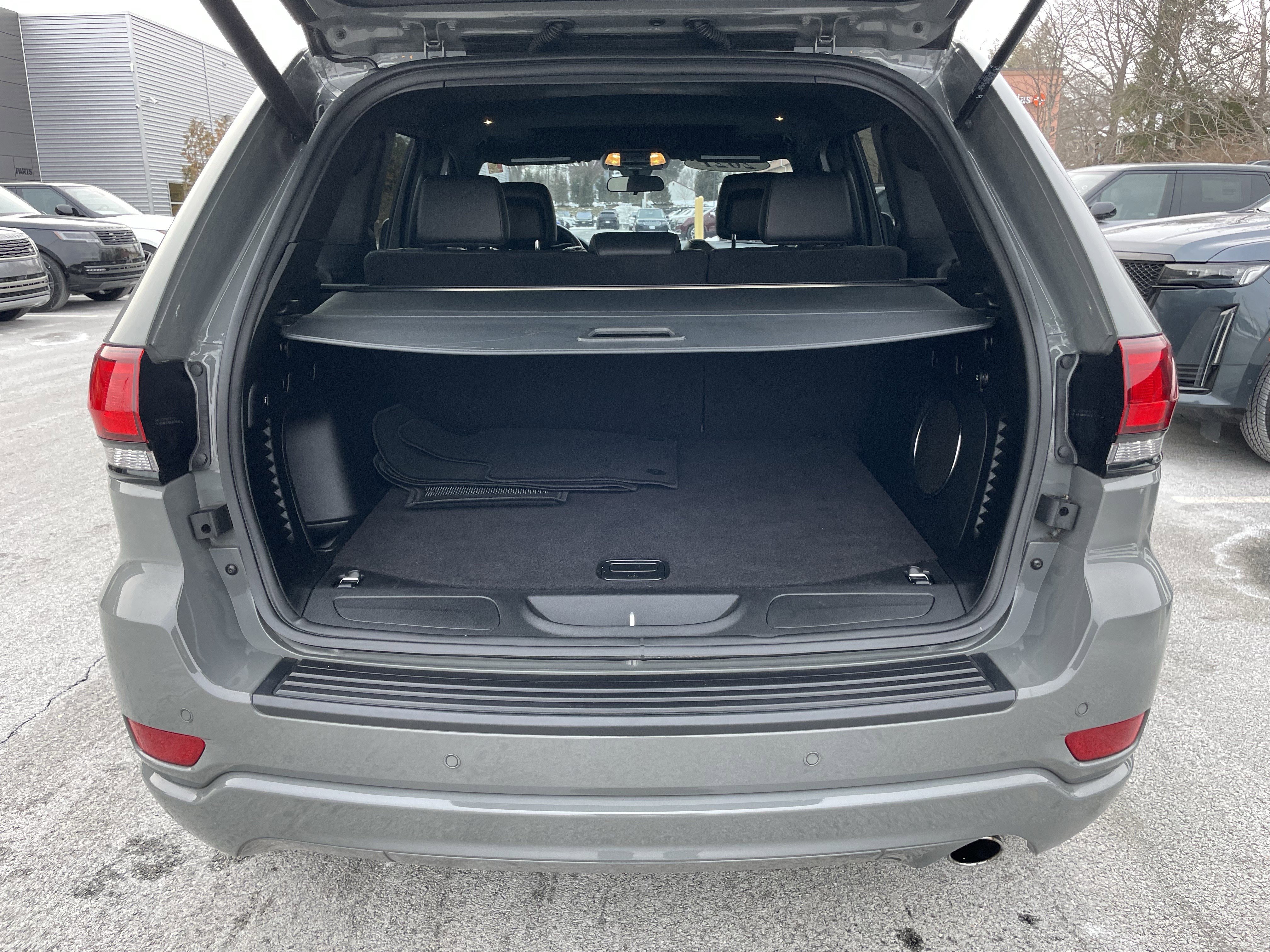 Used 2021 Jeep Grand Cherokee Laredo X image 37