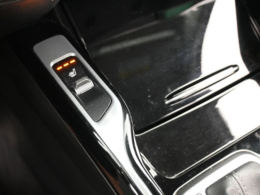 Used 2023 Kia Sorento SX image 26