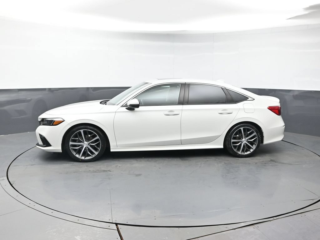 Used 2024 Honda Civic Touring image 2