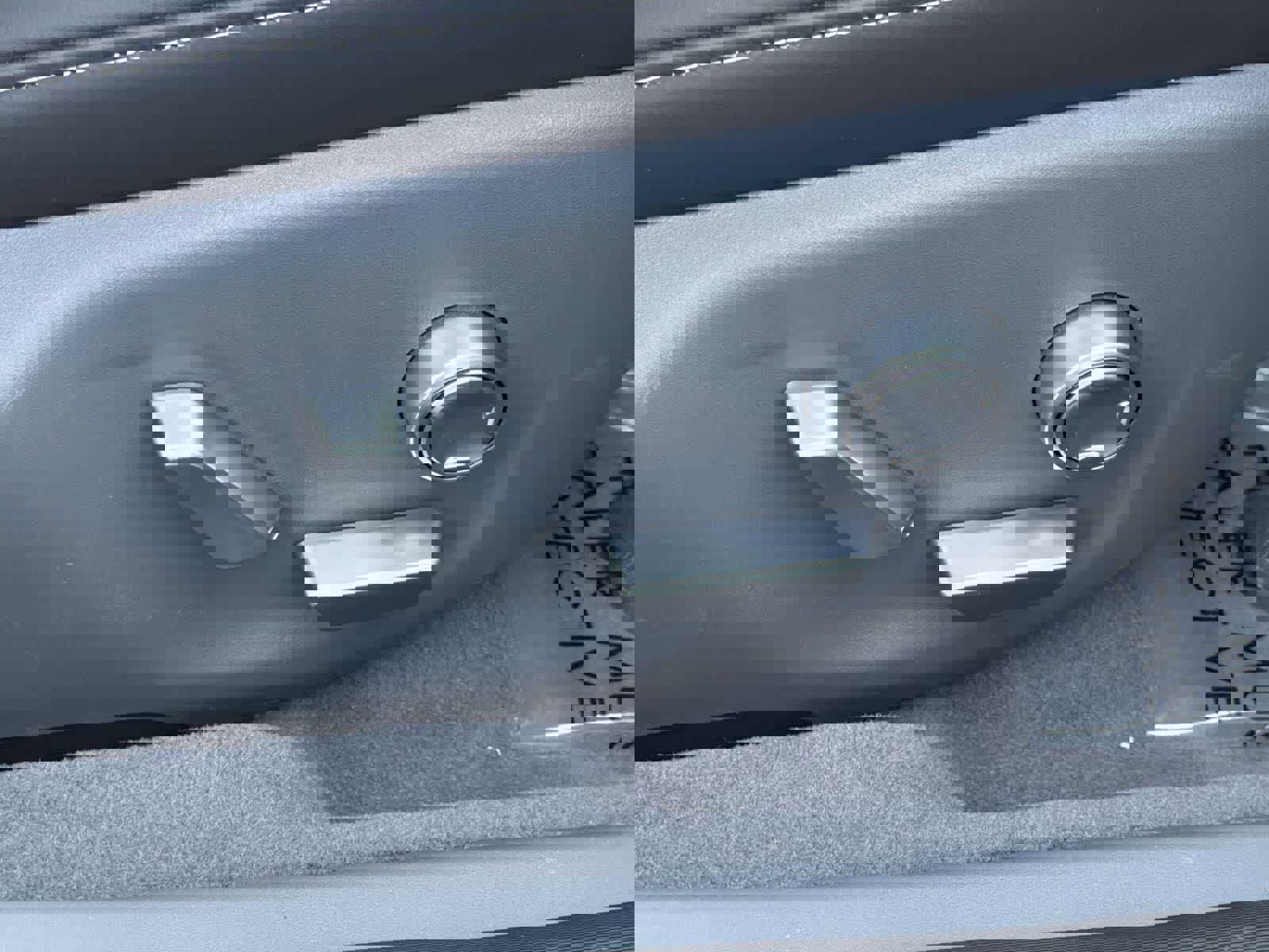 Used 2024 Lucid Air Pure image 34