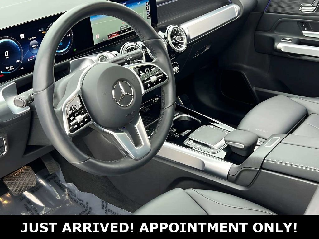 Used 2023 Mercedes-Benz EQB 350 4MATIC SUV image 8
