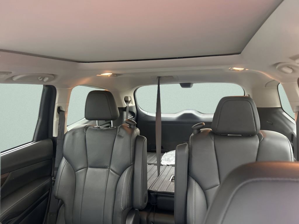 Used 2023 Subaru Ascent Touring image 17