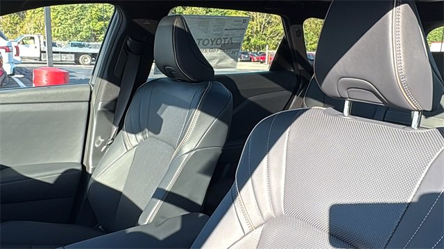 New 2025 Toyota Crown Signia image 19