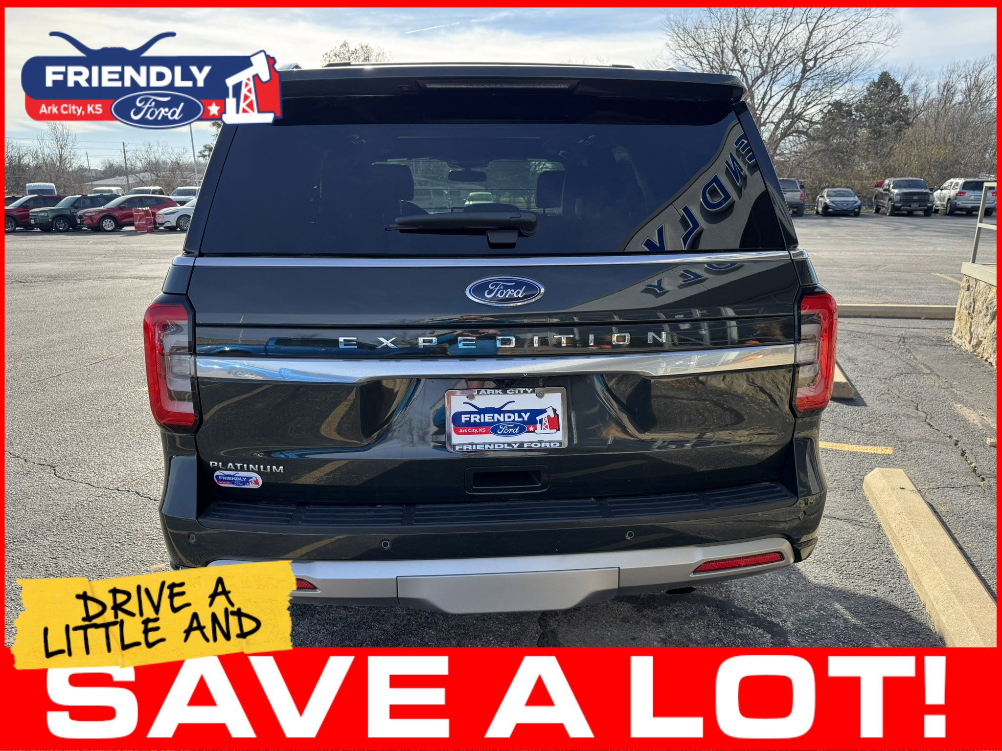 Used 2022 Ford Expedition Platinum AWD/4WD image 4