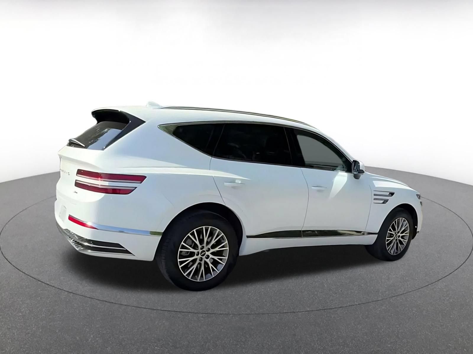 Used 2026 Genesis GV80 2.5T AWD/4WD image 13