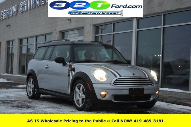 Used 2010 MINI Cooper Clubman Hardtop w/ Premium Pkg image 1