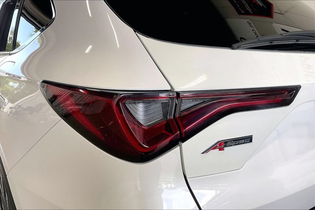 Used 2023 Acura MDX A-Spec AWD/4WD image 18