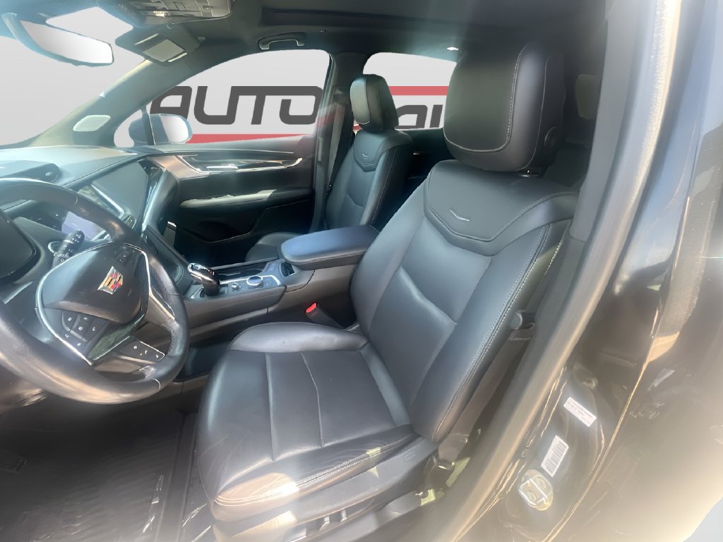 Used 2023 Cadillac XT5 Premium Luxury w/ Technology Package FWD image 22