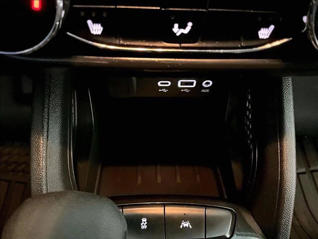 Used 2023 Chevrolet TrailBlazer LT FWD image 26