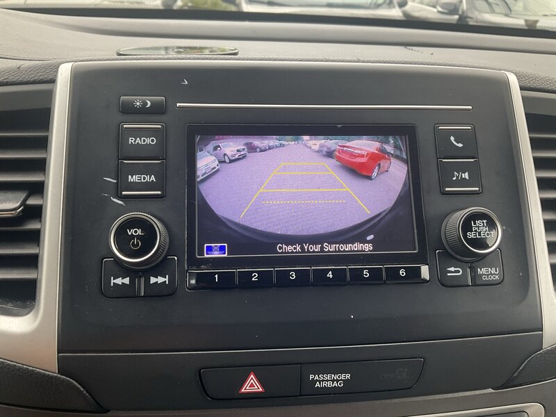 Used 2017 Honda Pilot LX image 17