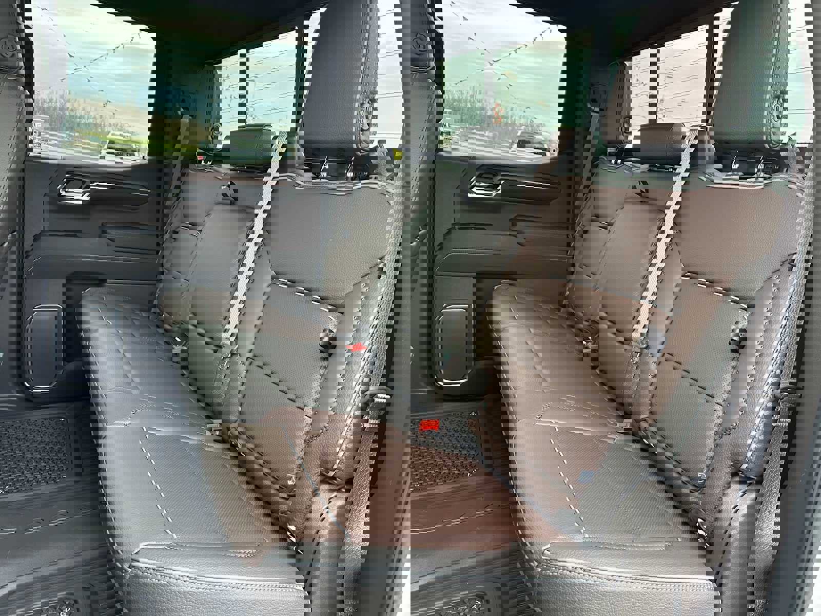 Used 2024 GMC Sierra 1500 Denali image 18