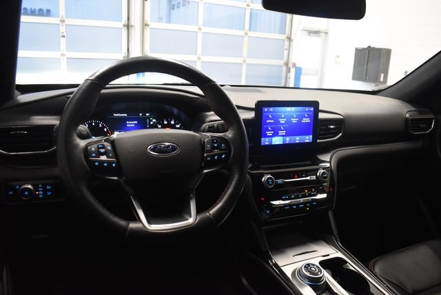 Used 2023 Ford Explorer ST-Line w/ Class IV Trailer Tow Package AWD/4WD image 23