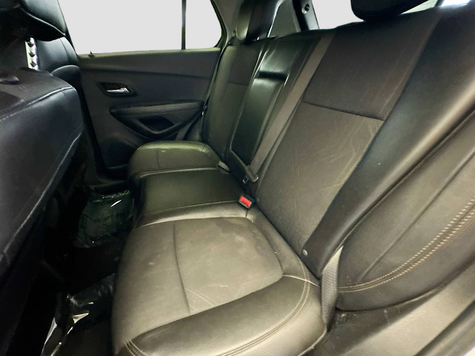 Used 2021 Chevrolet Trax LT w/ Driver Confidence Package image 13