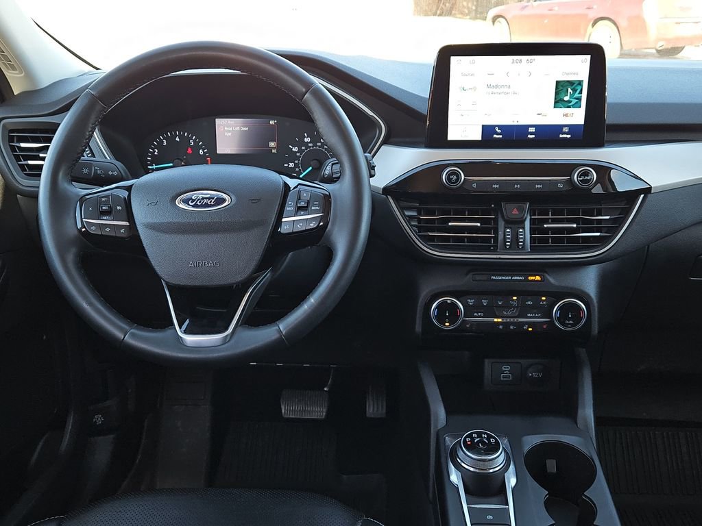Used 2022 Ford Escape SEL image 17