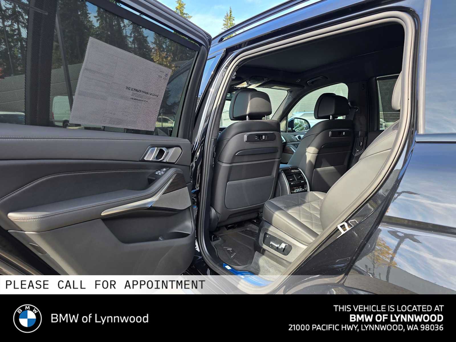 New 2027 BMW X7 xDrive40i w/ M Sport Package AWD/4WD image 15