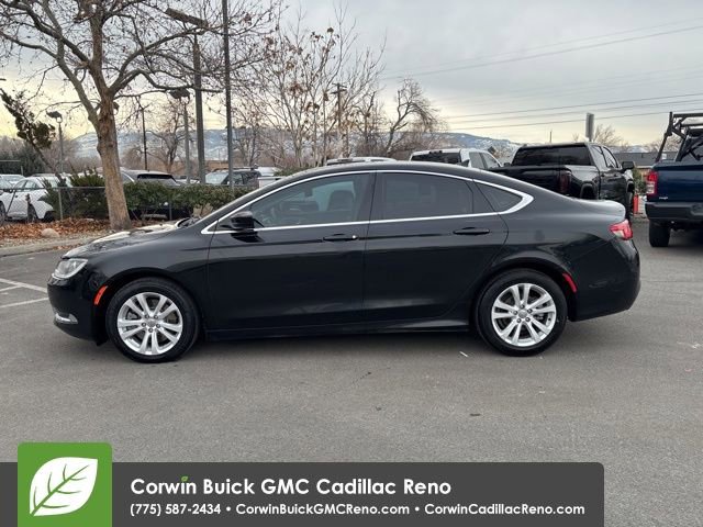 Used 2017 Chrysler 200 Limited Platinum w/ Comfort & Convenience Group image 5