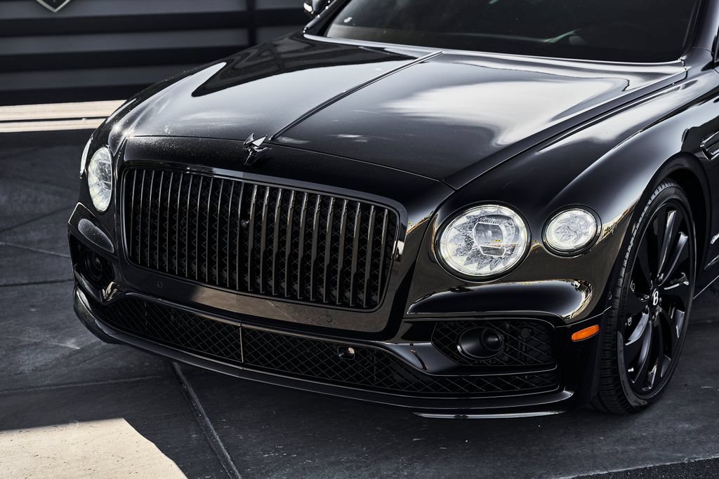 Used 2022 Bentley Flying Spur V8 AWD/4WD image 6