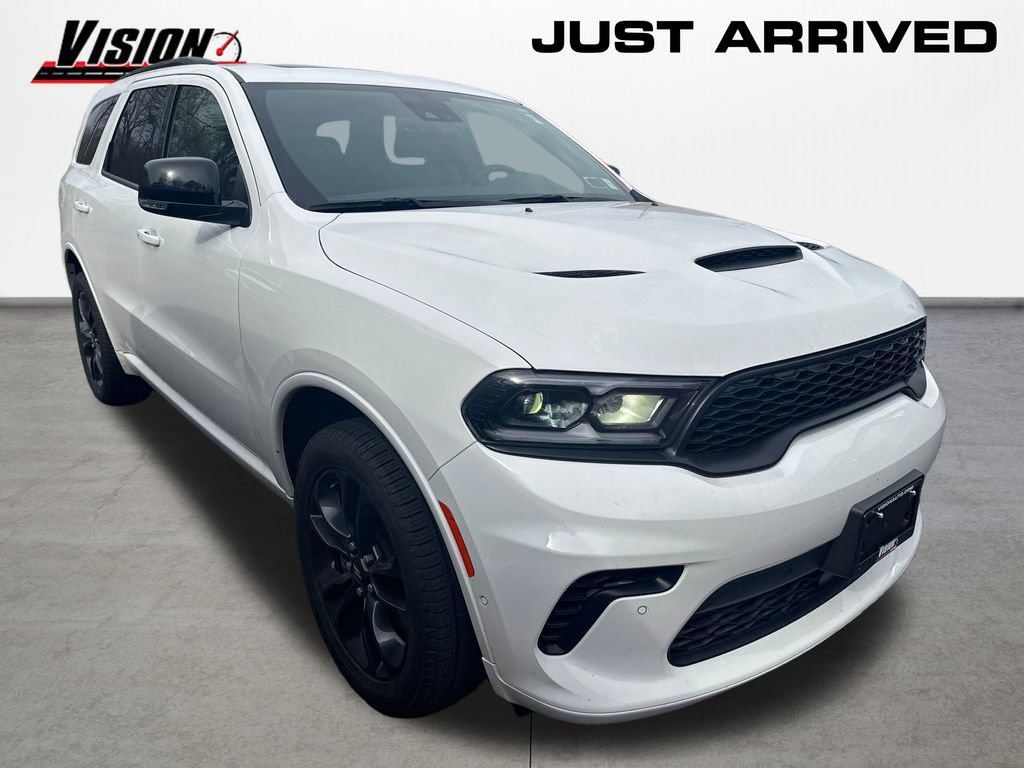 Used 2025 Dodge Durango GT AWD/4WD image 3