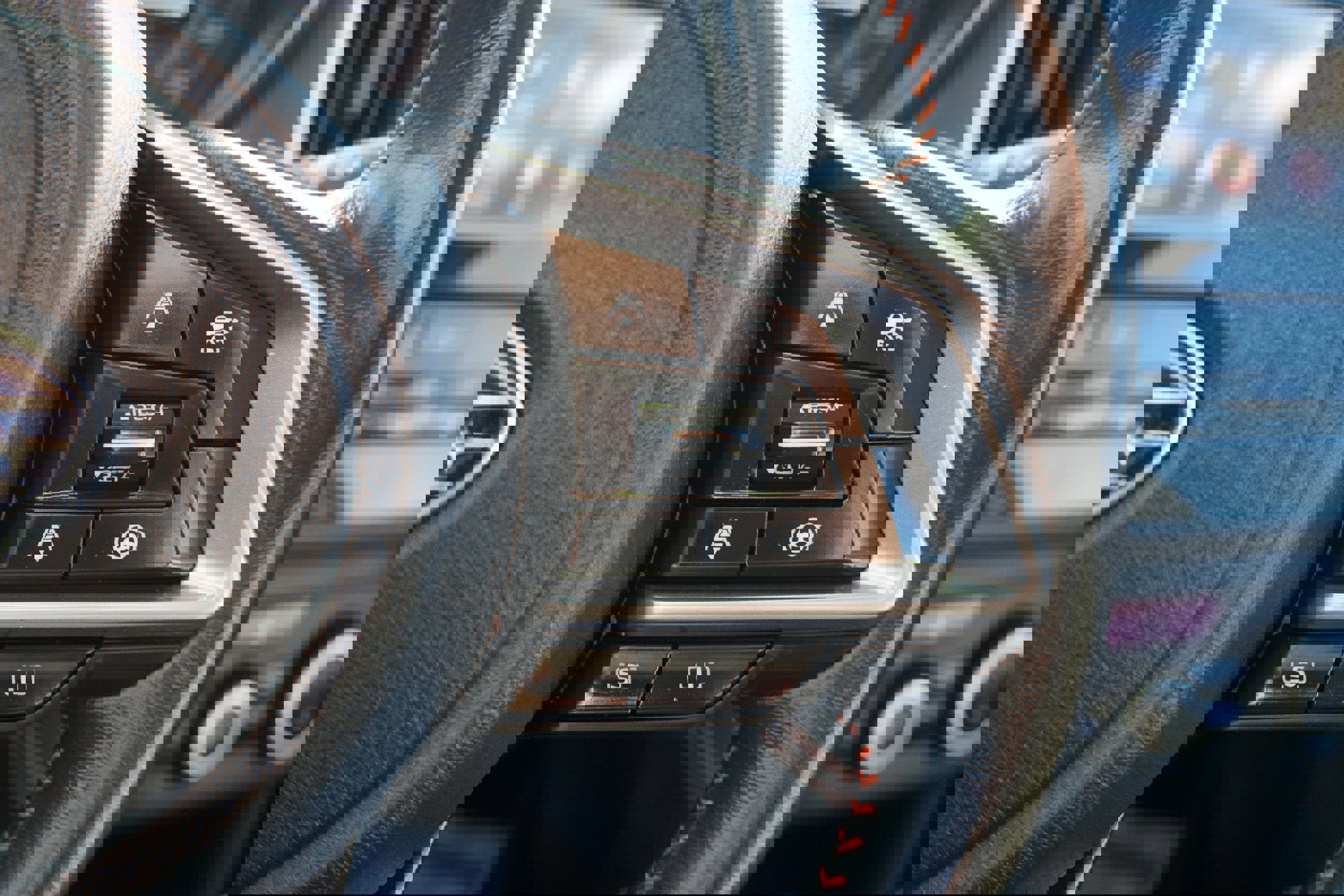 Used 2023 Subaru Crosstrek 2.0i Premium image 18