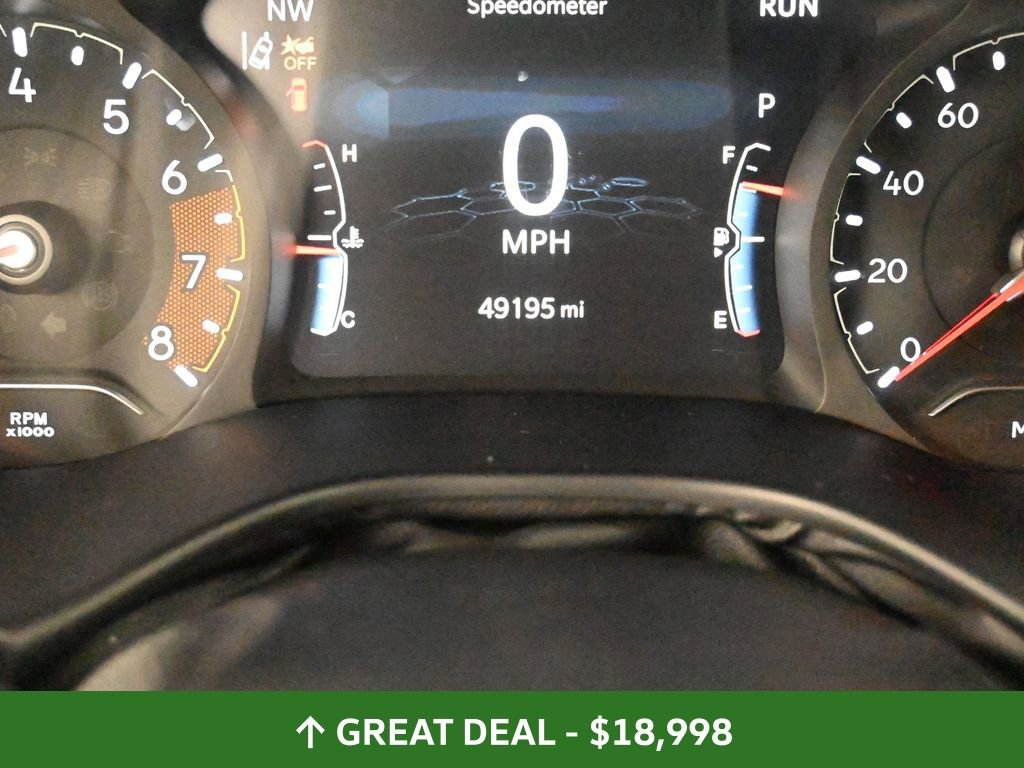 Used 2024 Jeep Compass Latitude image 36
