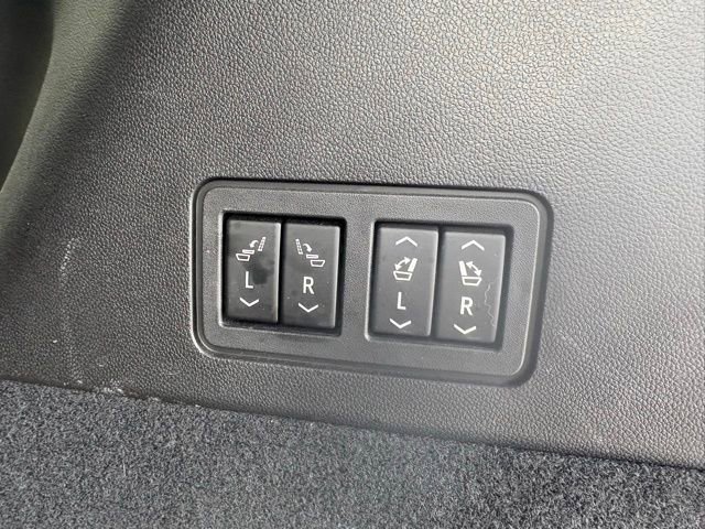 Certified 2024 Cadillac XT6 Premium Luxury w/ LPO, Floor Liner Package image 5