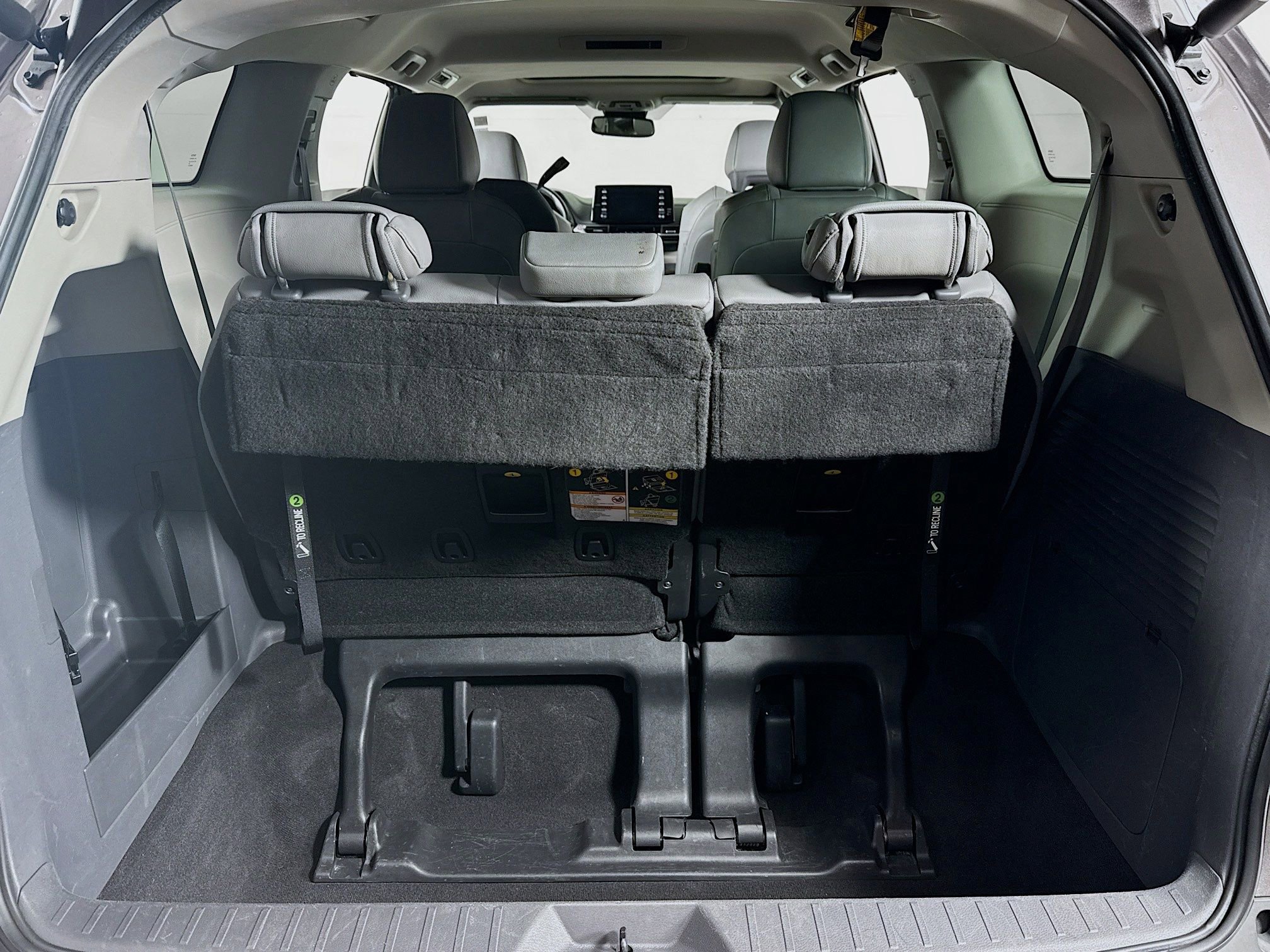Certified 2022 Toyota Sienna XLE image 21