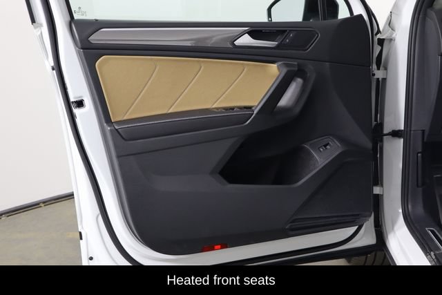 Used 2023 Volkswagen Tiguan SE R-Line AWD/4WD image 18
