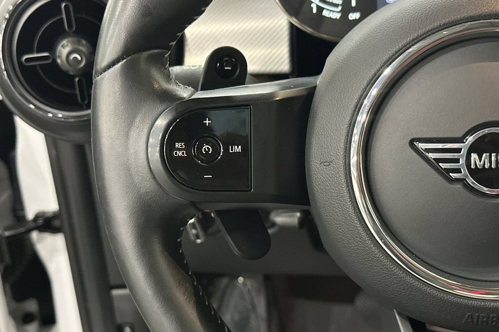 Certified 2024 MINI Cooper S w/ Signature Upholstery Package FWD image 27