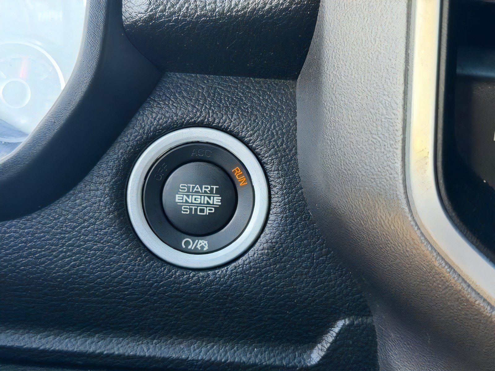 Used 2023 RAM 1500 Big Horn AWD/4WD image 32