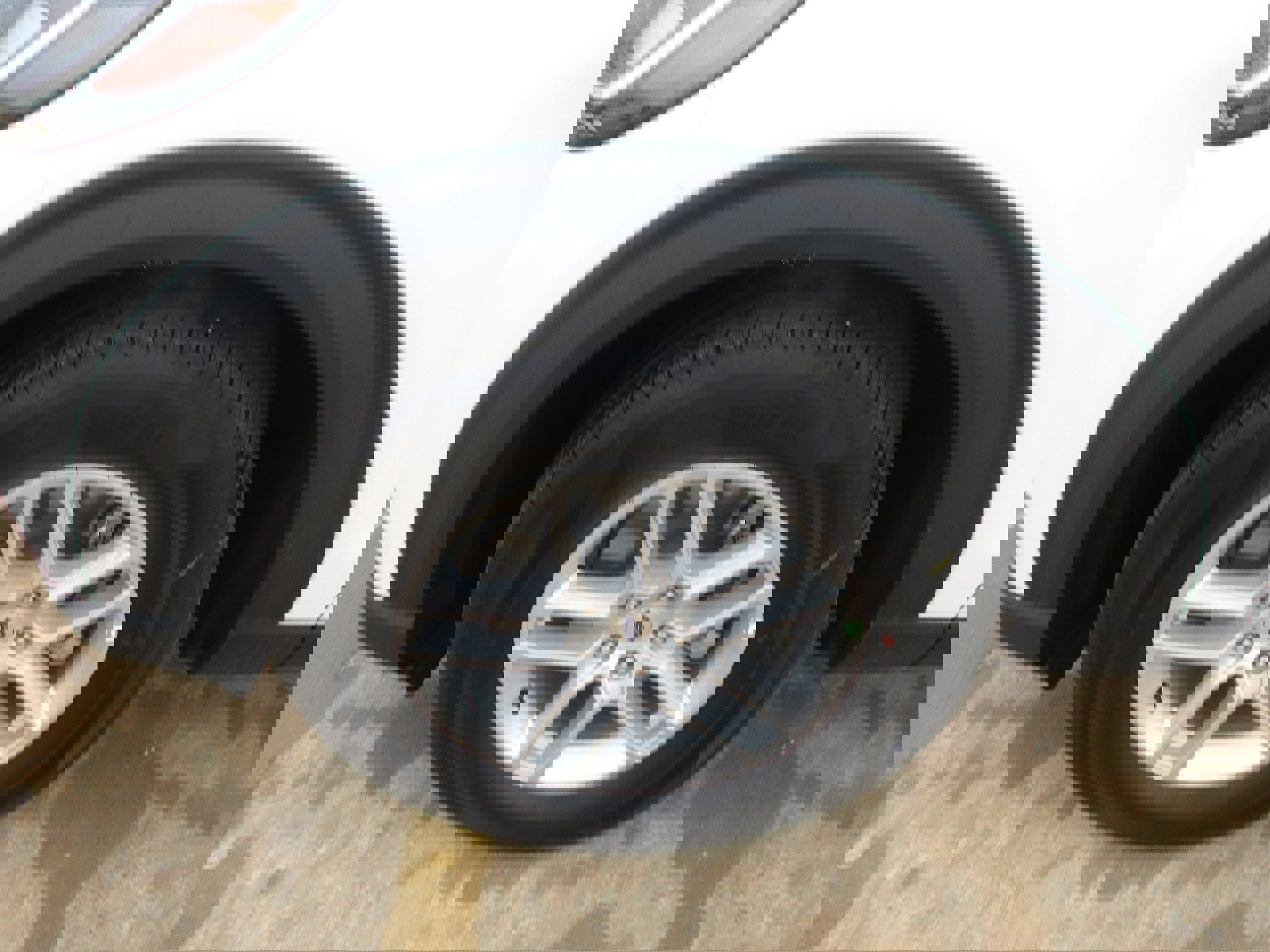 New 2025 Ford Explorer Active image 3