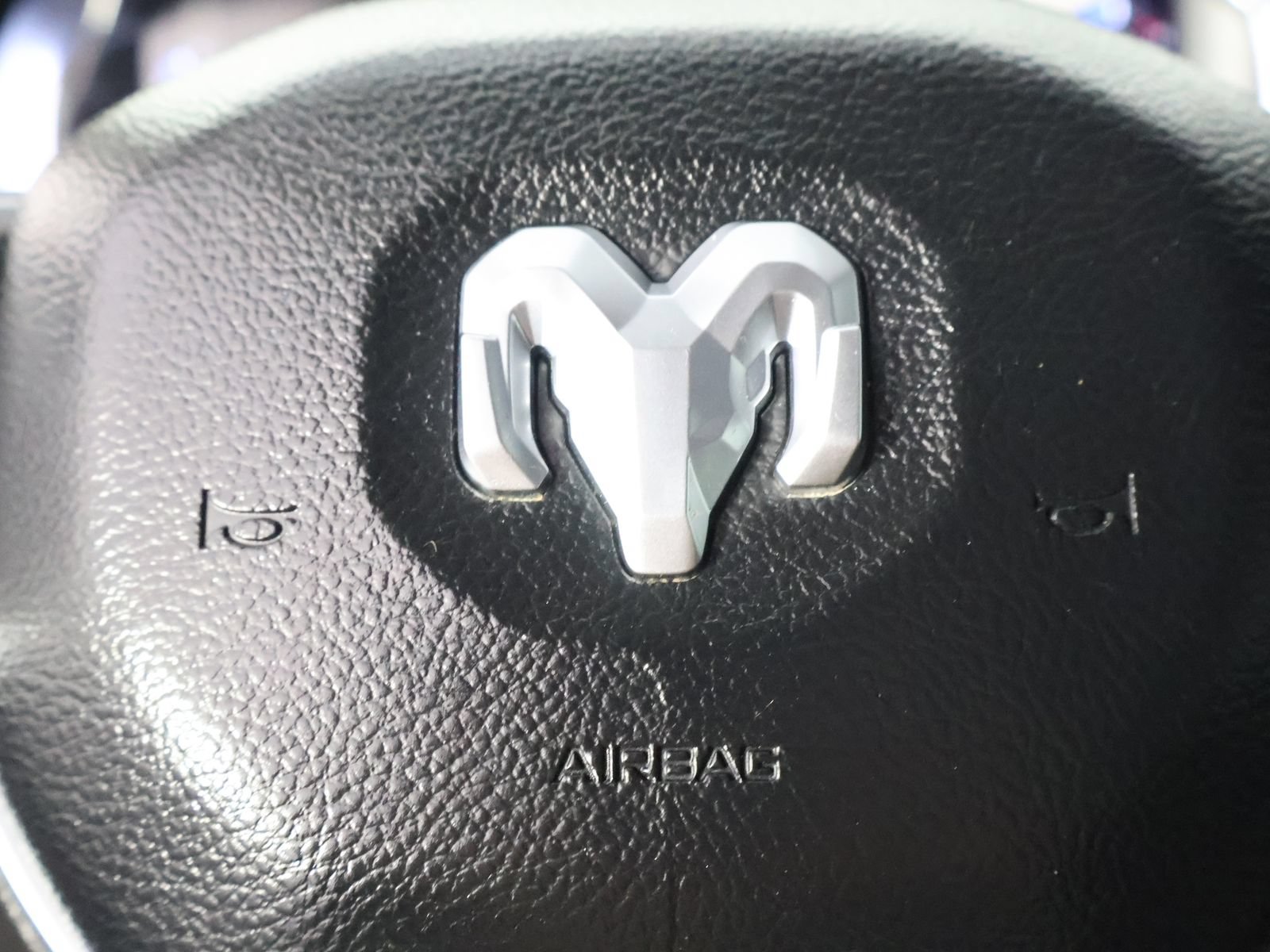 Used 2024 RAM 2500 Laramie w/ Safety Group AWD/4WD image 34