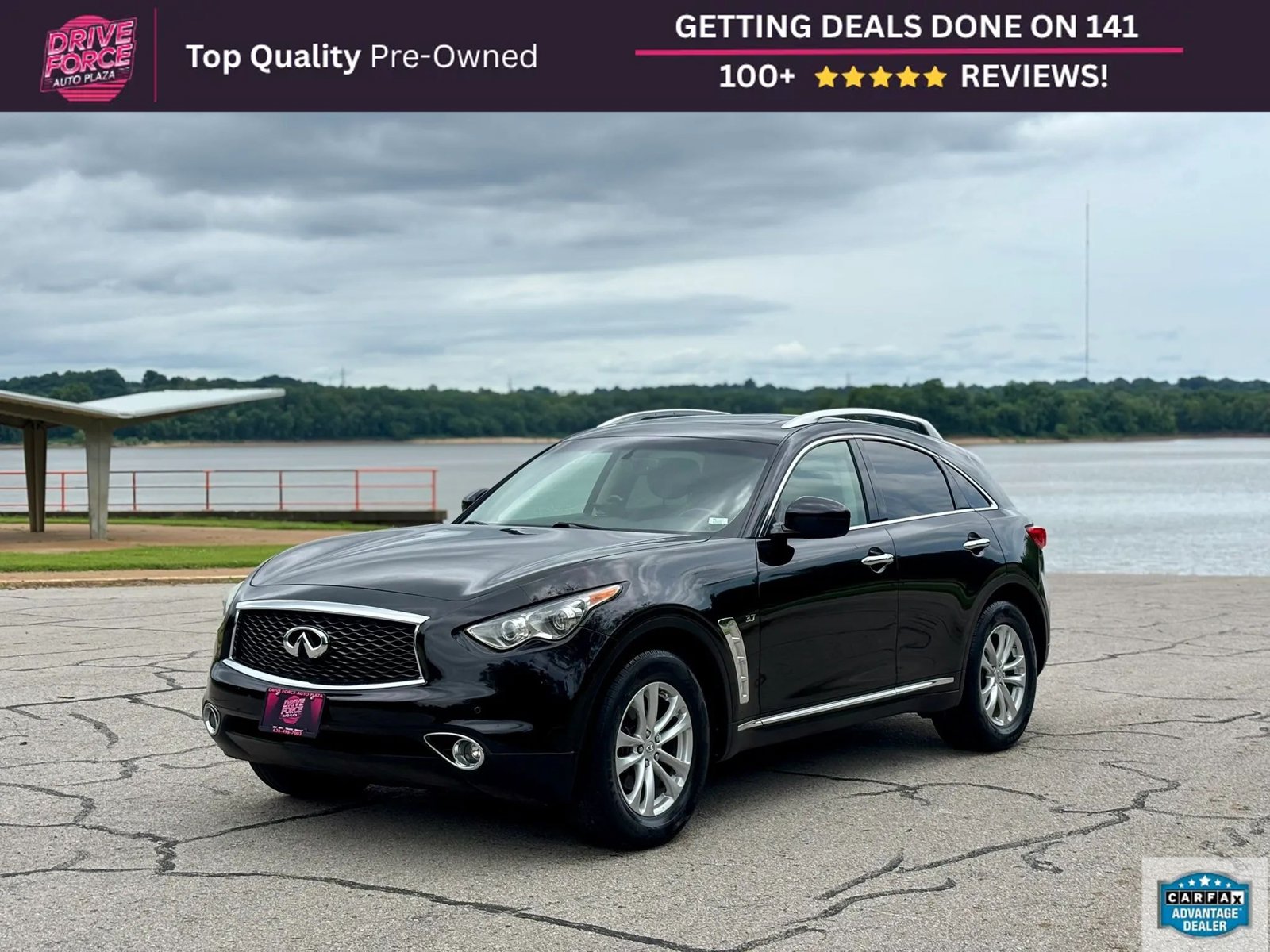 Used 2017 INFINITI QX70 AWD w/ Premium Package image 1
